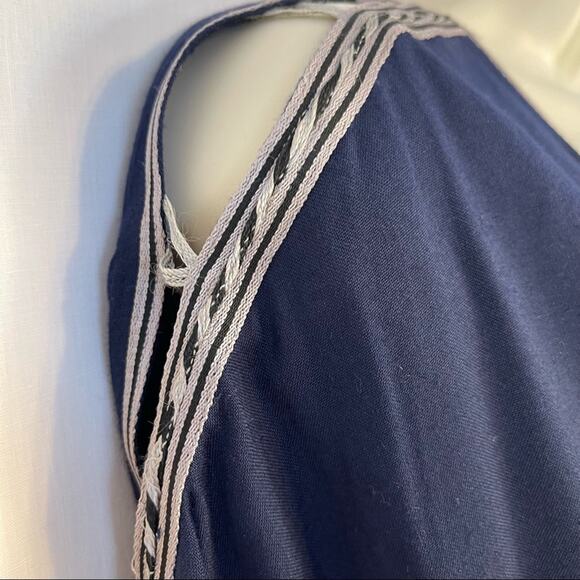 Free People Anthropologie Silver Springs Embroidered Navy Tunic V-Back Top XS - Picture 12 of 14